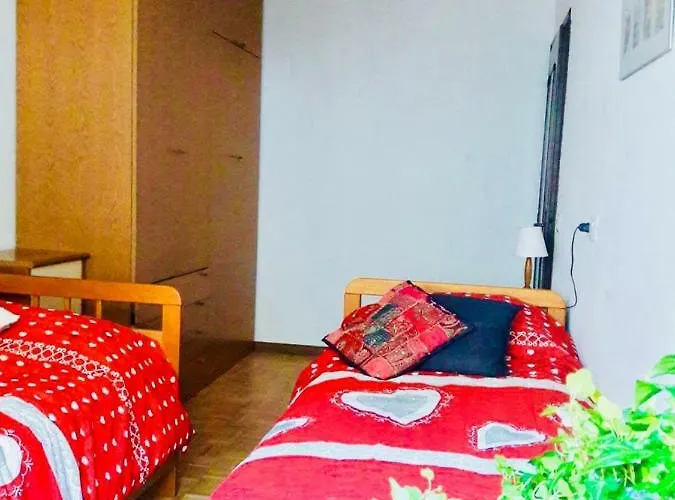 別荘 Santa Perpetua ティラーノ